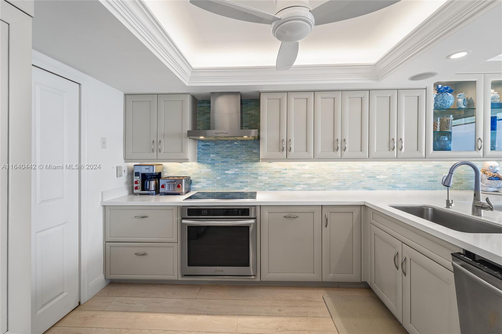 PASSAGES OF JUPITER ISLAN - Residential