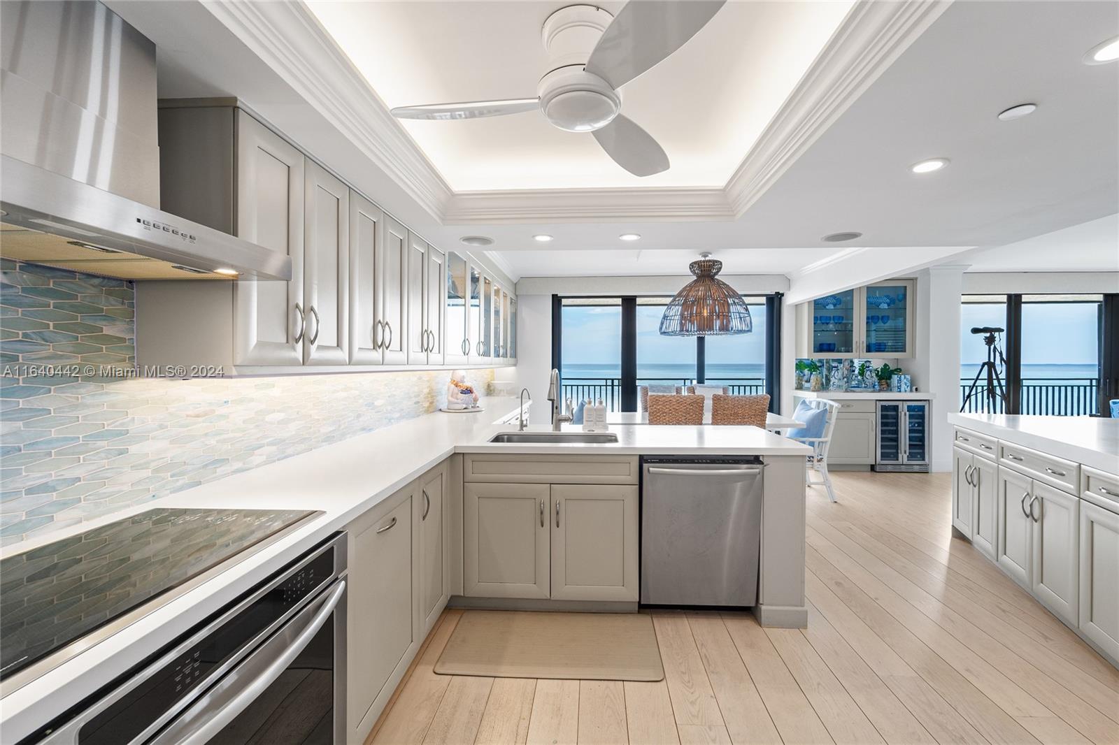 PASSAGES OF JUPITER ISLAN - Residential