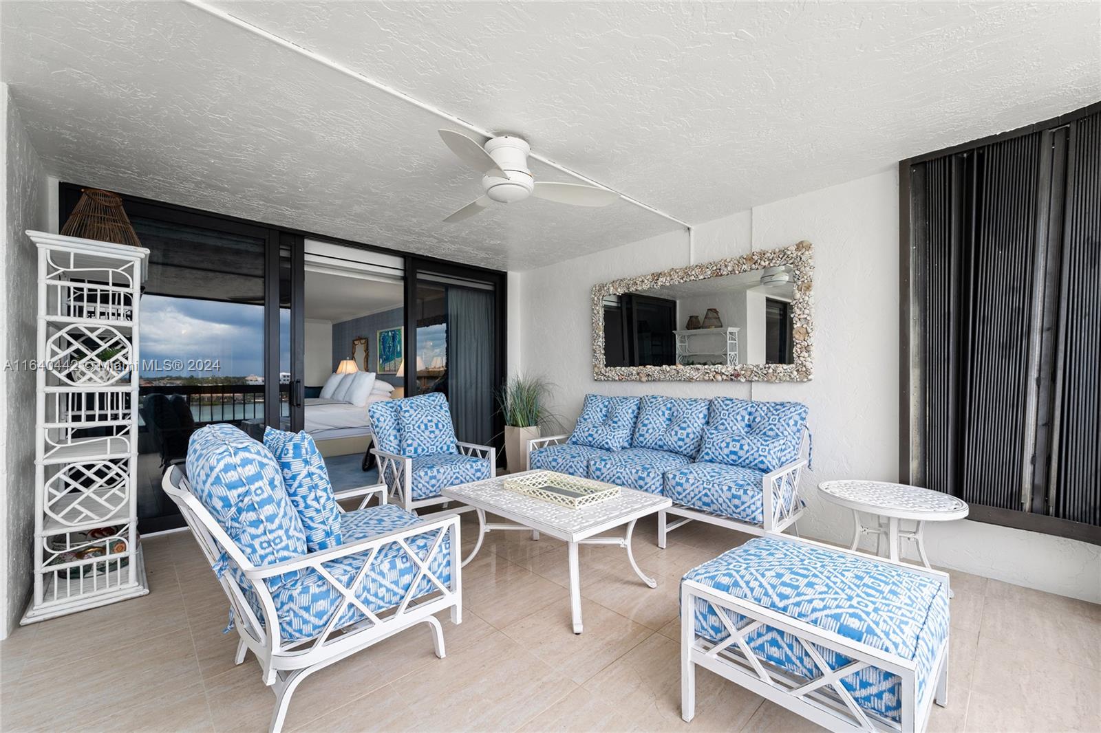 PASSAGES OF JUPITER ISLAN - Residential