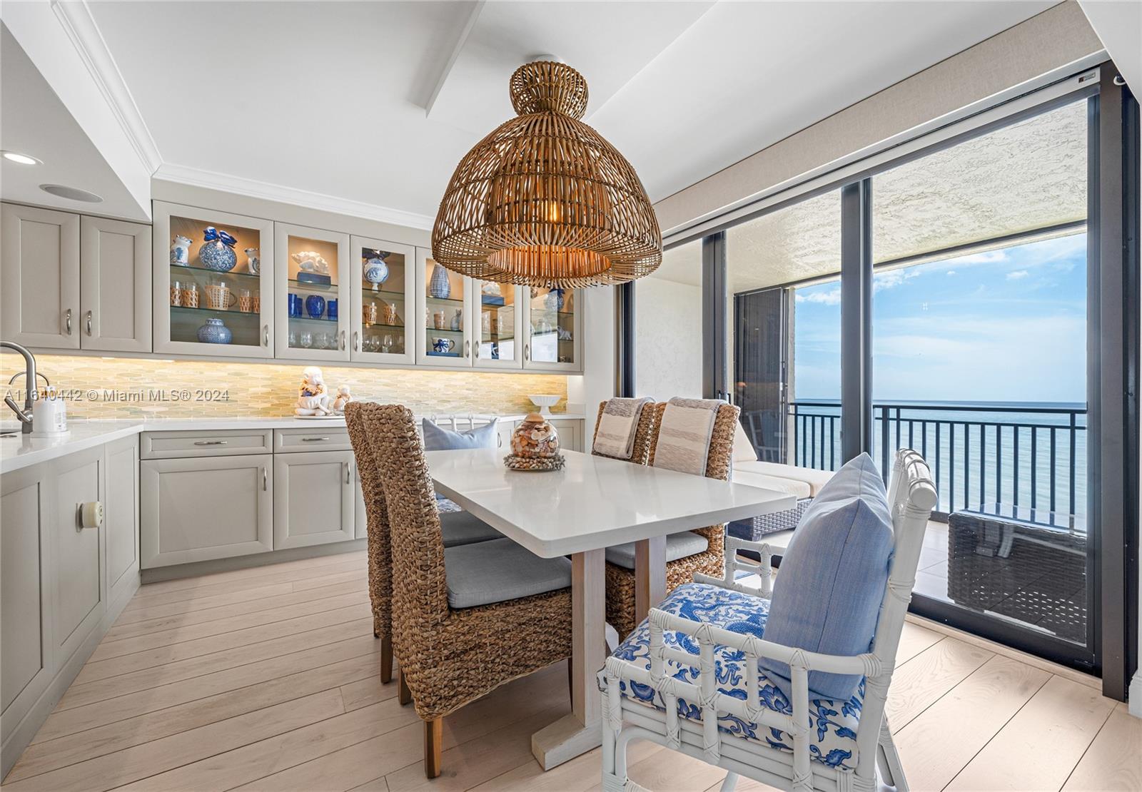 PASSAGES OF JUPITER ISLAN - Residential