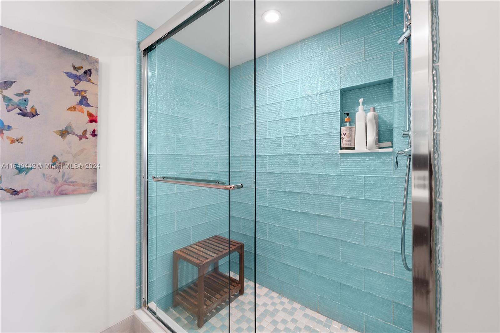 PASSAGES OF JUPITER ISLAN - Residential