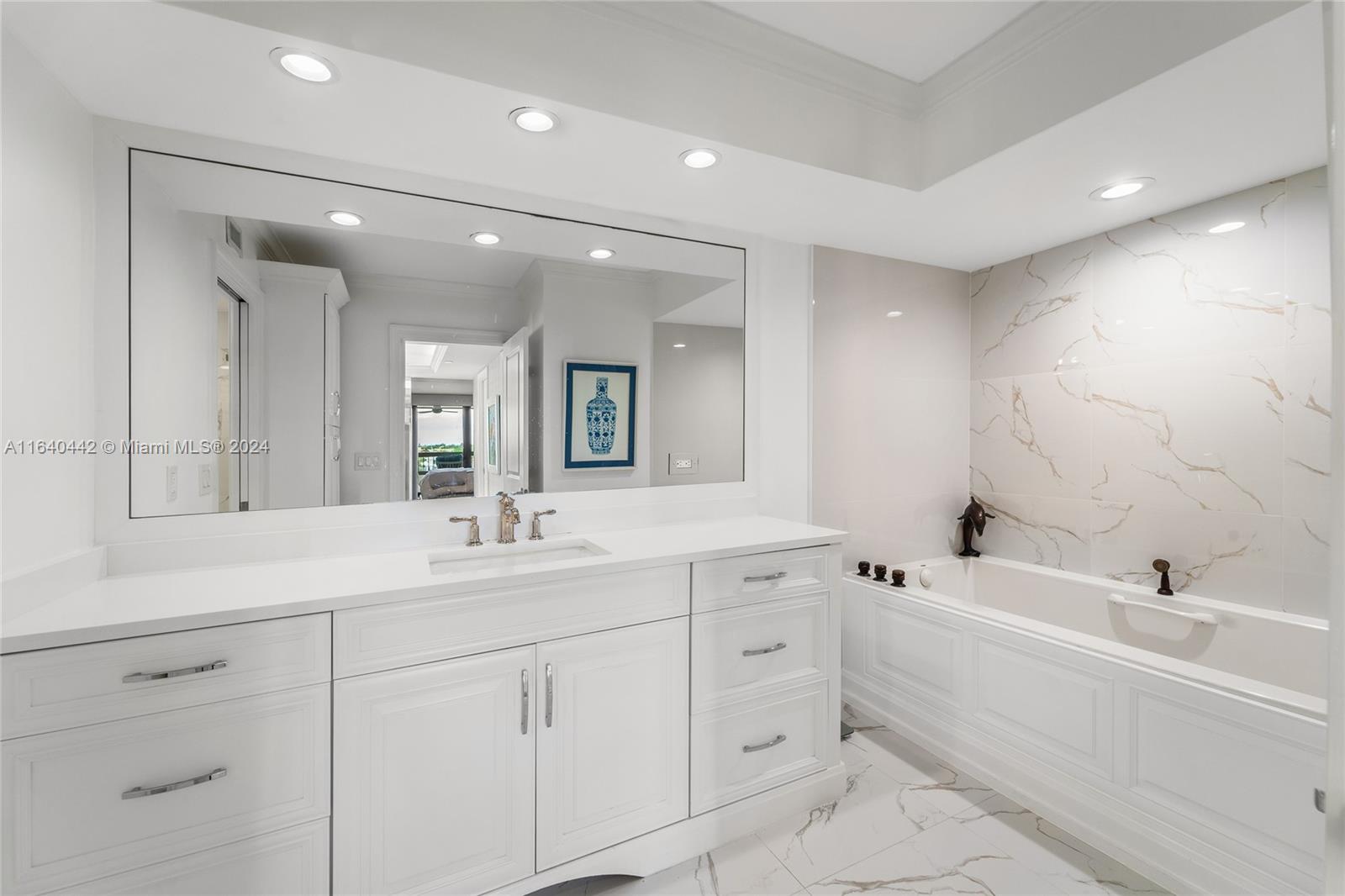 PASSAGES OF JUPITER ISLAN - Residential