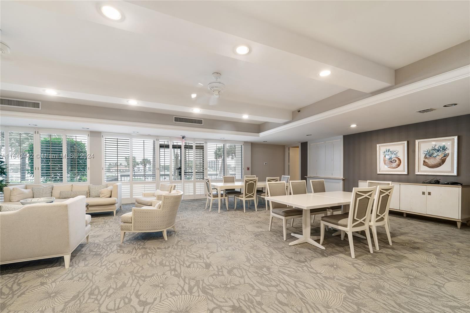 PASSAGES OF JUPITER ISLAN - Residential