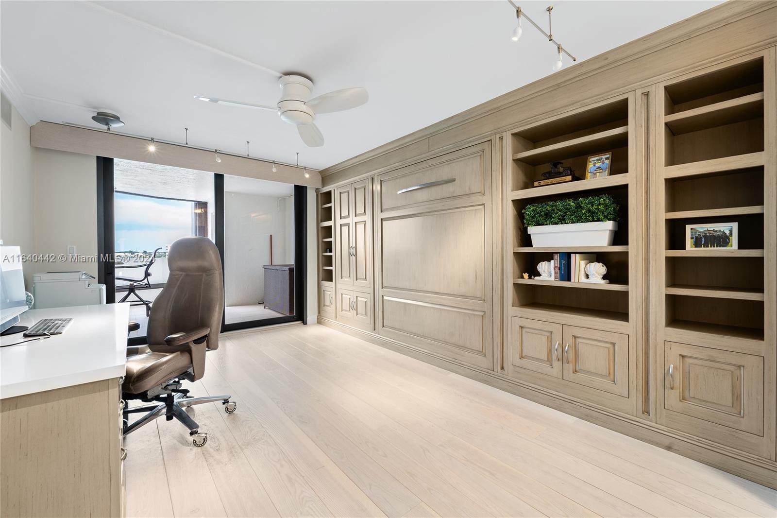 PASSAGES OF JUPITER ISLAN - Residential