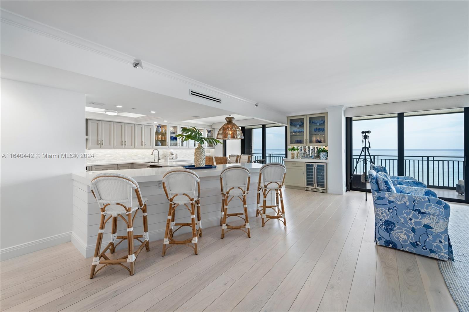 PASSAGES OF JUPITER ISLAN - Residential