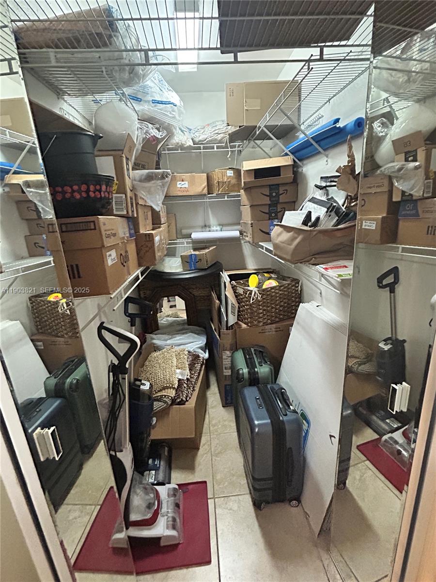 GRATIGNY HEIGHTS 1ST ADDN - Residential