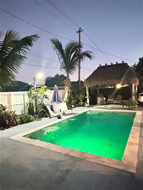 6341 E 6th Ave Hialeah FL 33013