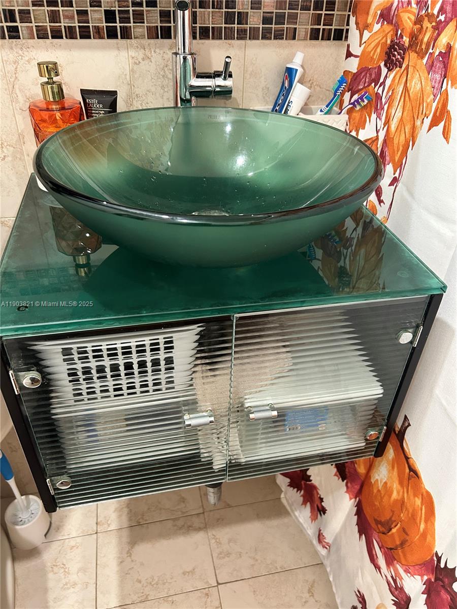 GRATIGNY HEIGHTS 1ST ADDN - Residential