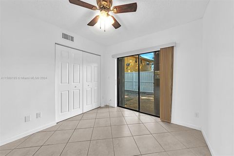 Townhouse in Coral Springs FL 11611 35th Ct Ct 23.jpg