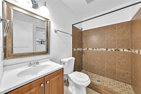 Townhouse in Coral Springs FL 11611 35th Ct Ct 29.jpg