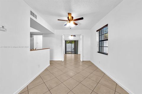 Townhouse in Coral Springs FL 11611 35th Ct Ct 11.jpg