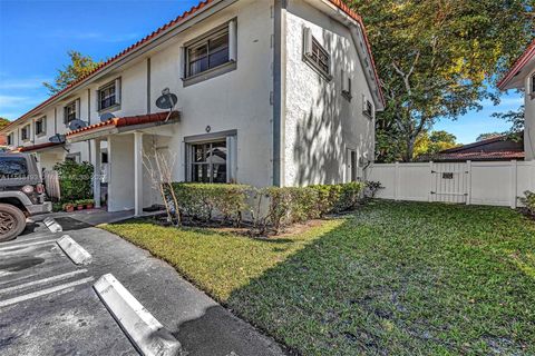 Townhouse in Coral Springs FL 11611 35th Ct Ct 3.jpg