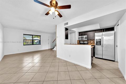 Townhouse in Coral Springs FL 11611 35th Ct Ct 13.jpg