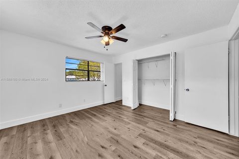 Townhouse in Coral Springs FL 11611 35th Ct Ct 40.jpg