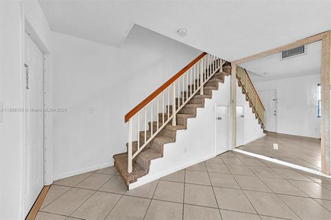 Townhouse in Coral Springs FL 11611 35th Ct Ct 28.jpg