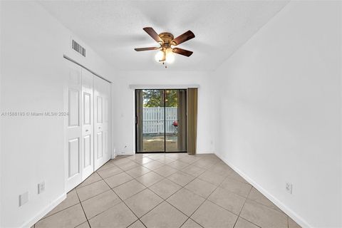 Townhouse in Coral Springs FL 11611 35th Ct Ct 21.jpg