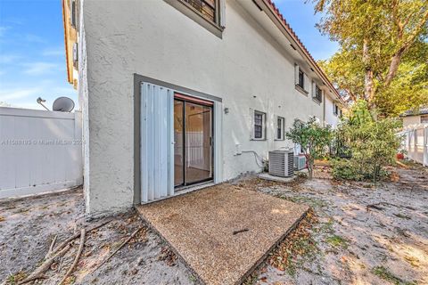 Townhouse in Coral Springs FL 11611 35th Ct Ct 26.jpg