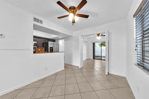 Townhouse in Coral Springs FL 11611 35th Ct Ct 12.jpg