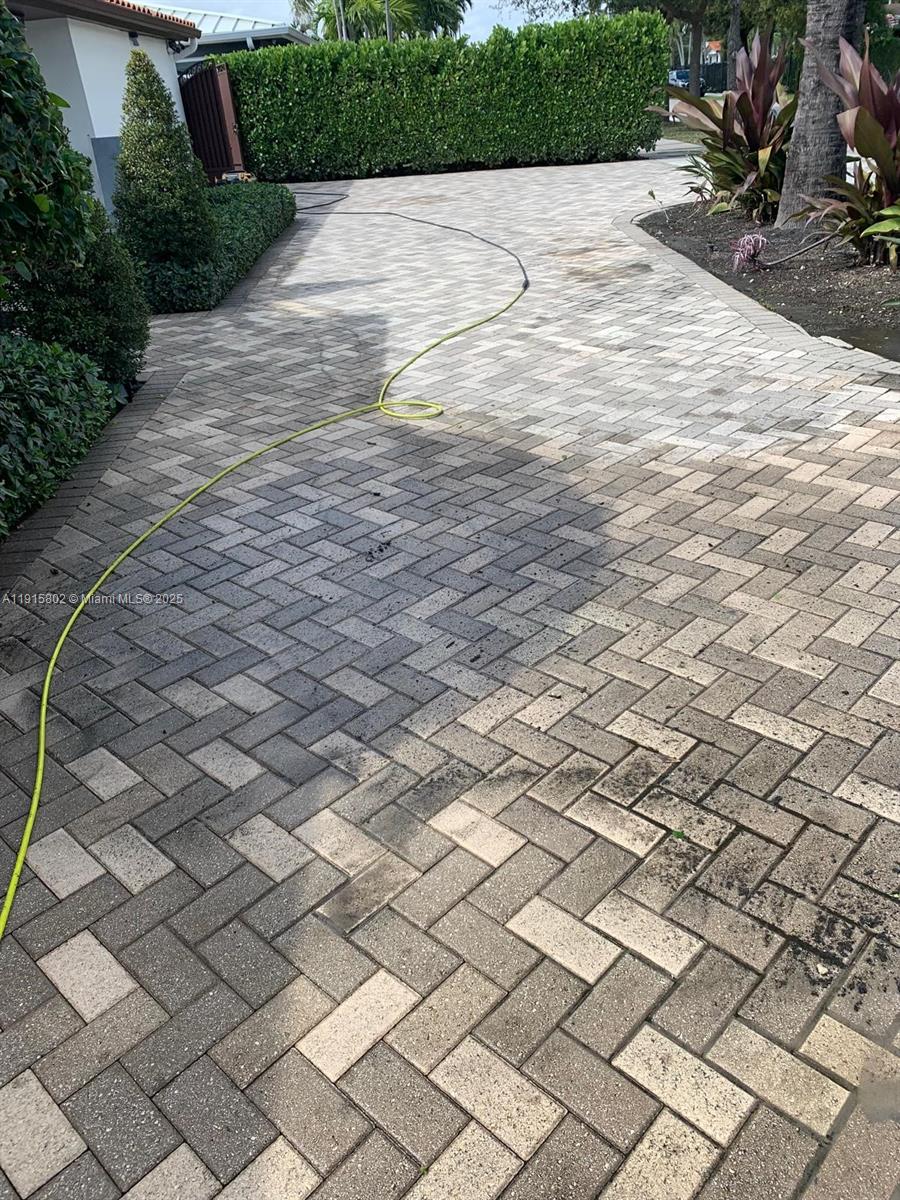 SUNRISE MNR - Residential Lease