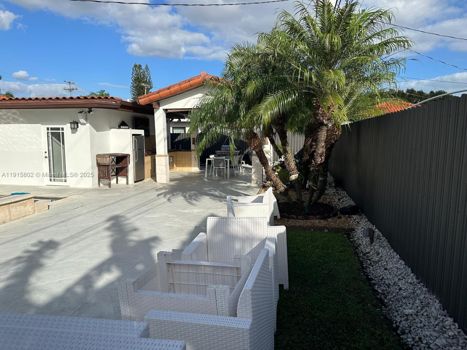 SUNRISE MNR - Residential Lease