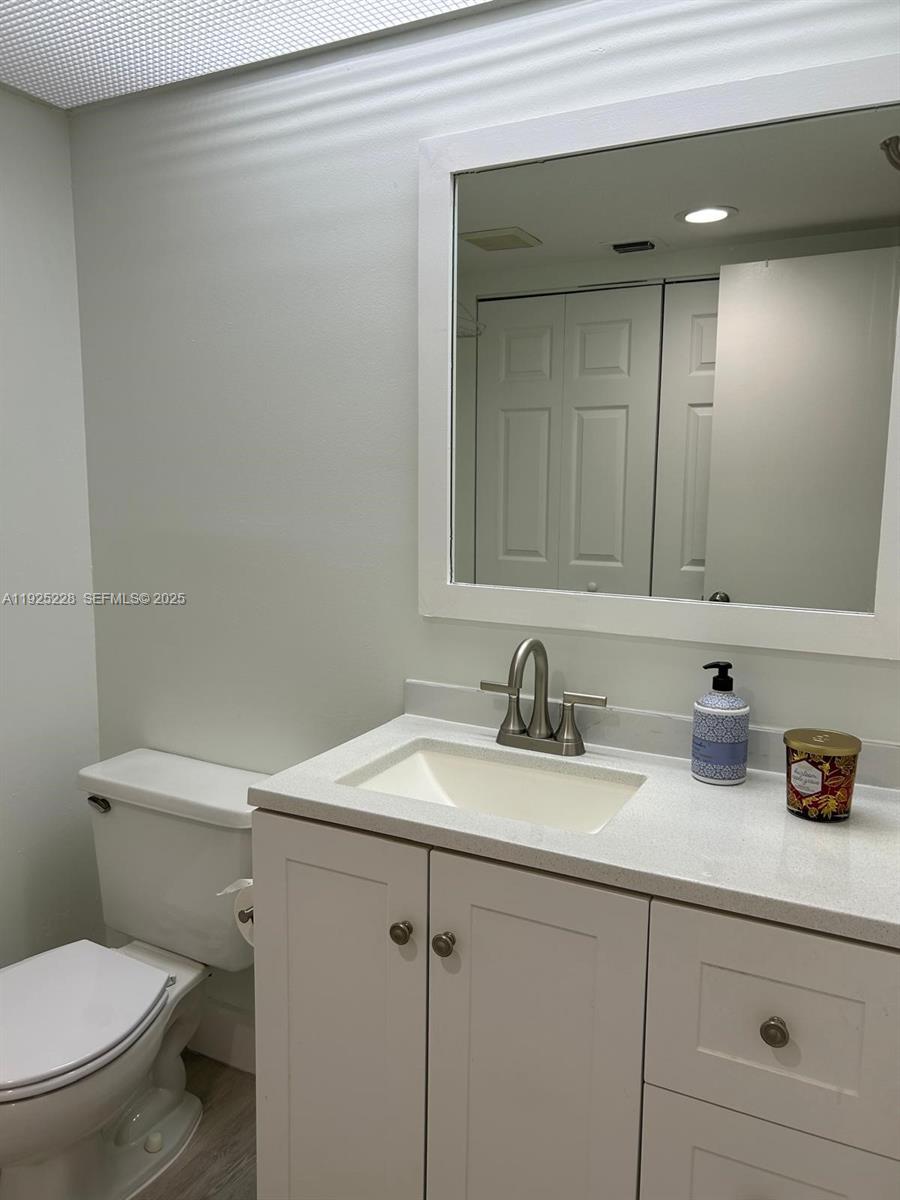 CAMBRIDGE AT CENTURY VILL - Residential