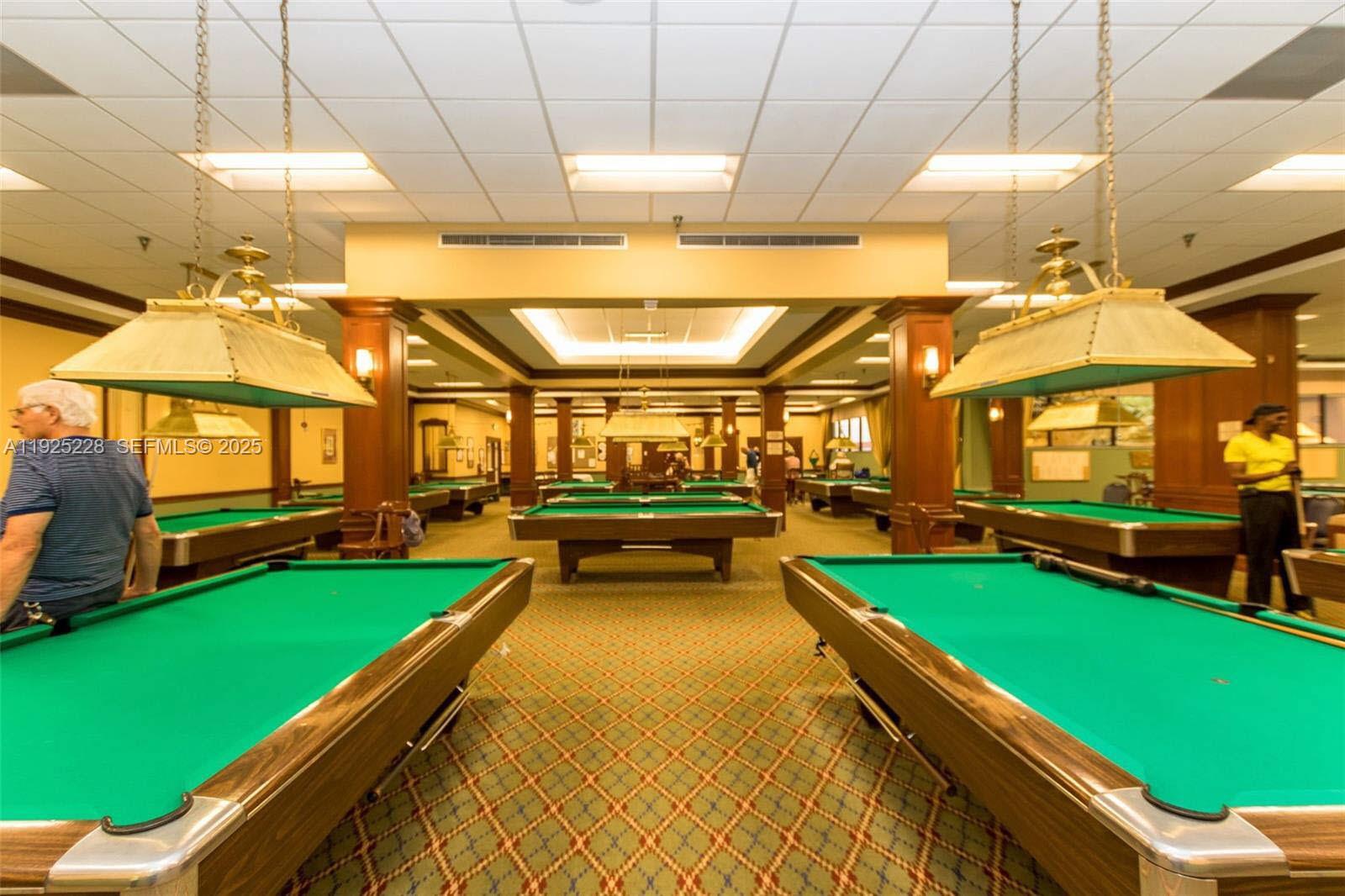 CAMBRIDGE AT CENTURY VILL - Residential