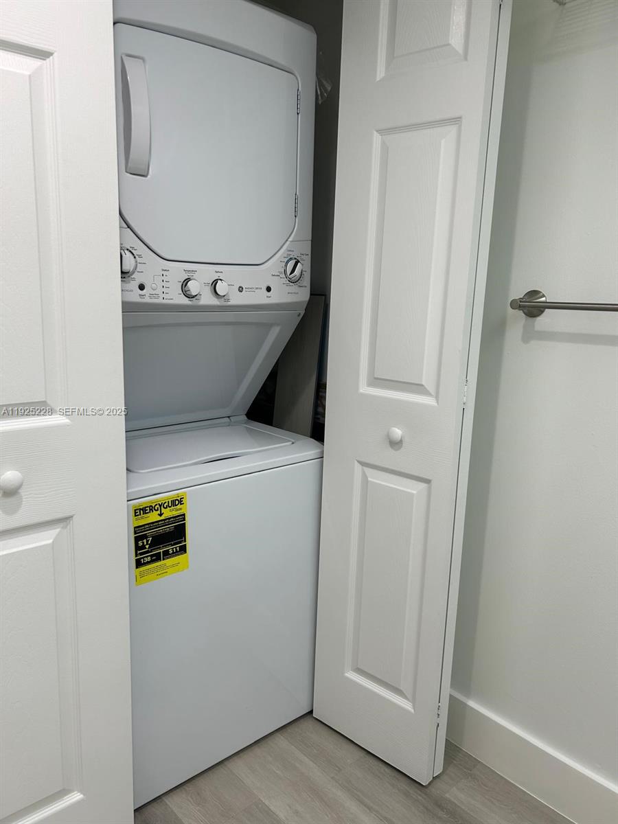 CAMBRIDGE AT CENTURY VILL - Residential