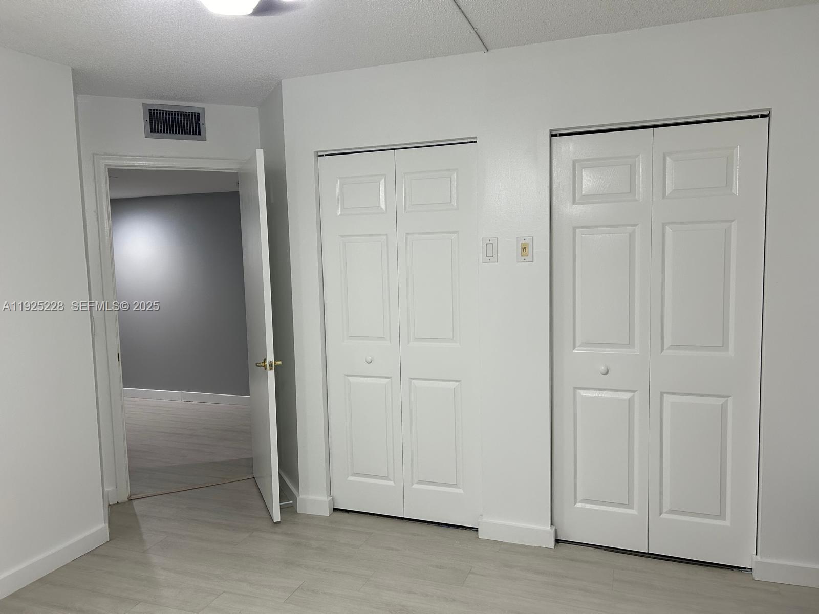 CAMBRIDGE AT CENTURY VILL - Residential