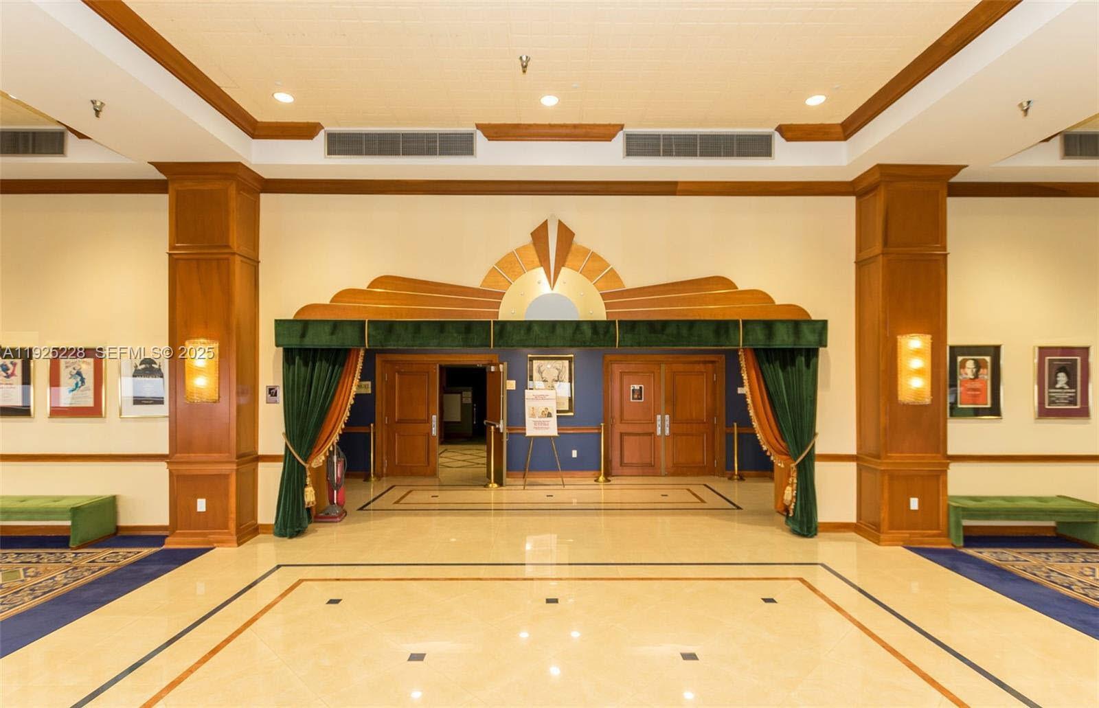 CAMBRIDGE AT CENTURY VILL - Residential