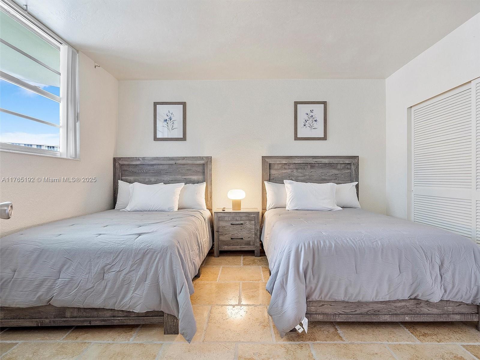TIDES ON HOLLYWOOD BEACH - Residential Lease