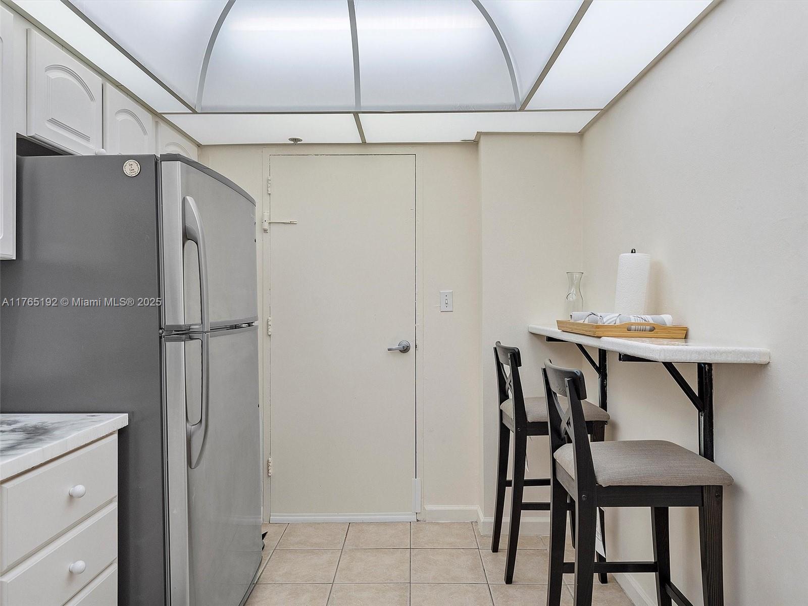 TIDES ON HOLLYWOOD BEACH - Residential Lease