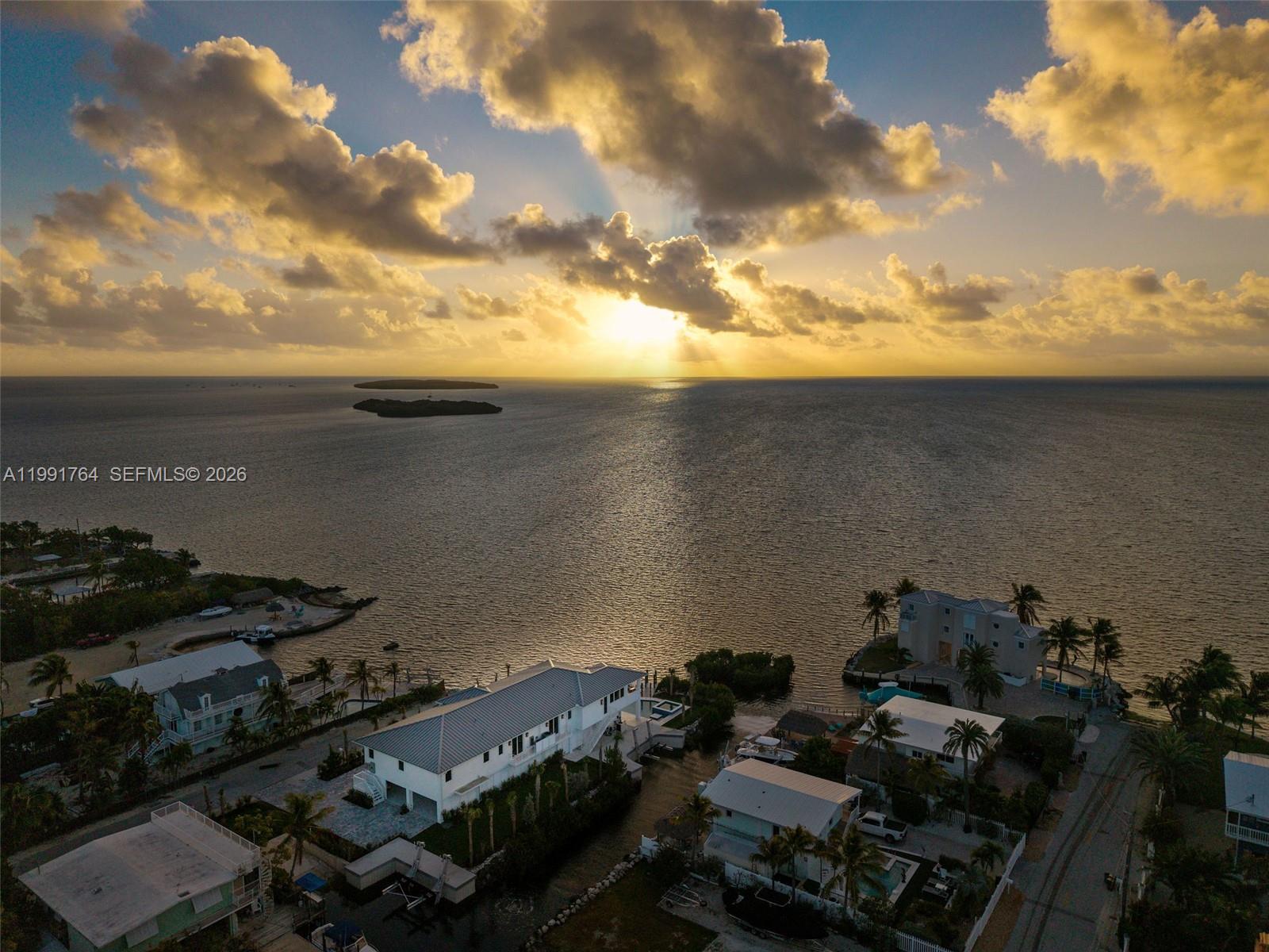 SUNRISE POINT REV RESUBD - Residential