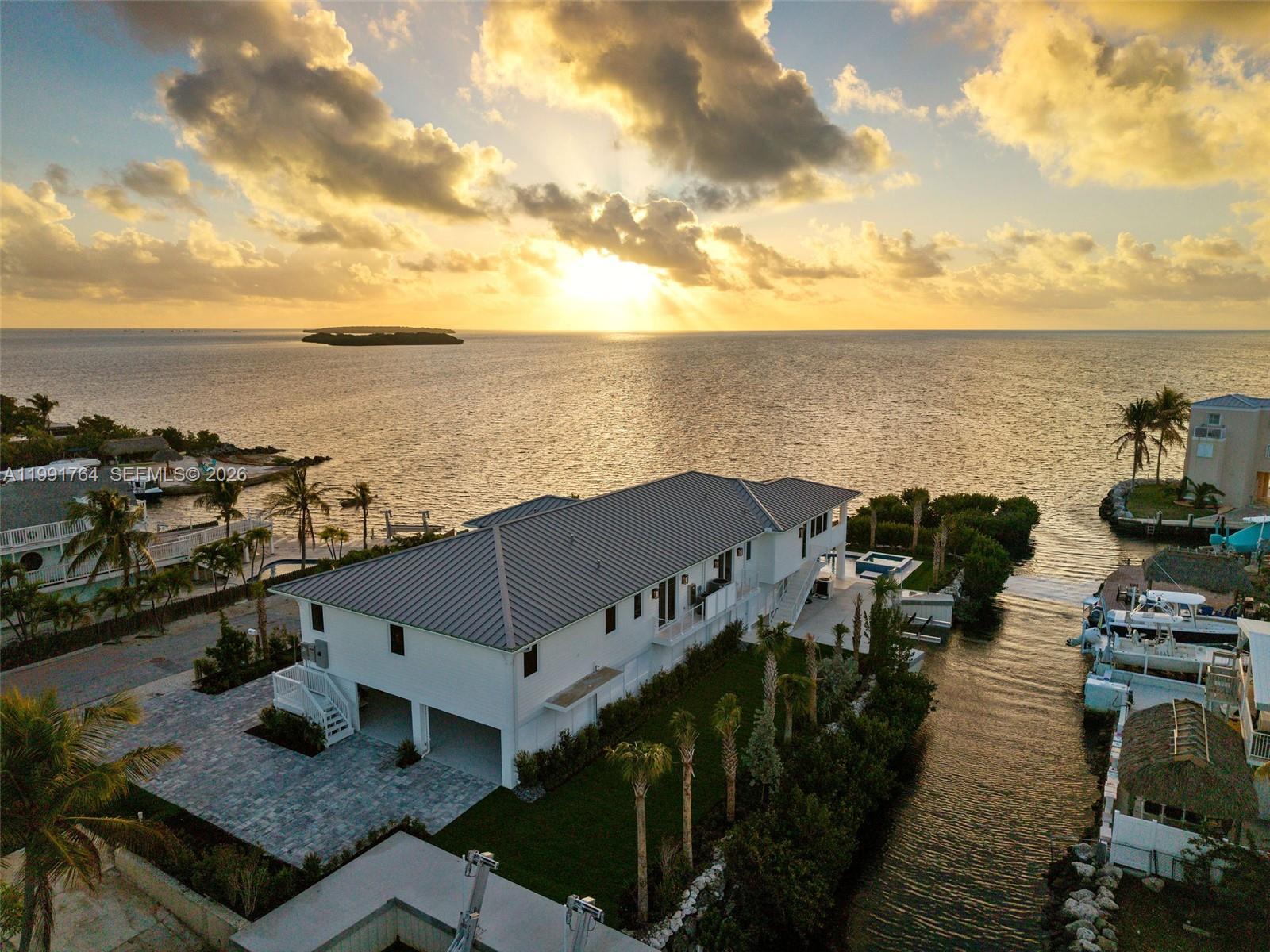 SUNRISE POINT REV RESUBD - Residential