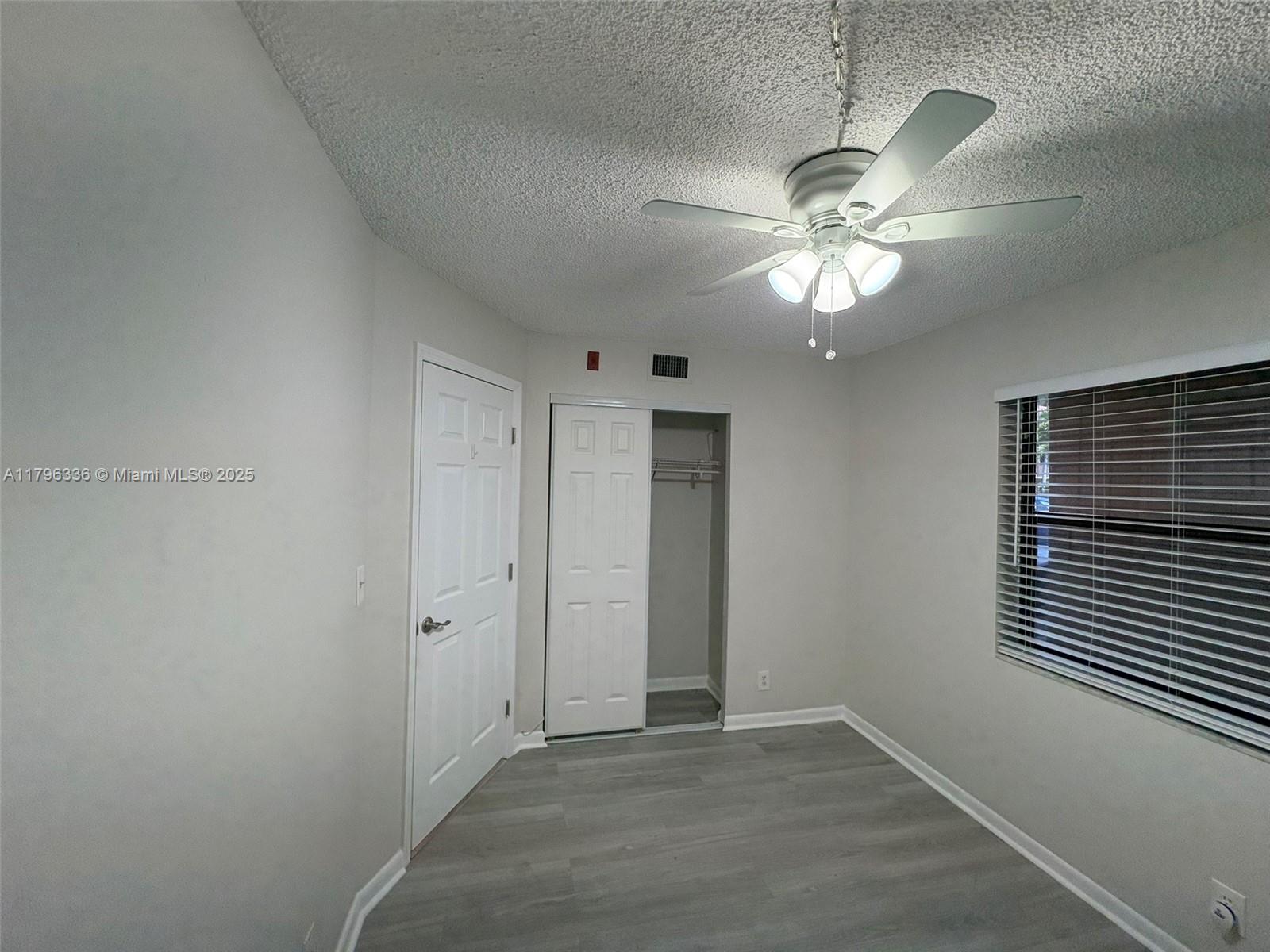WATERS EDGE OF CORAL SPRI - Residential