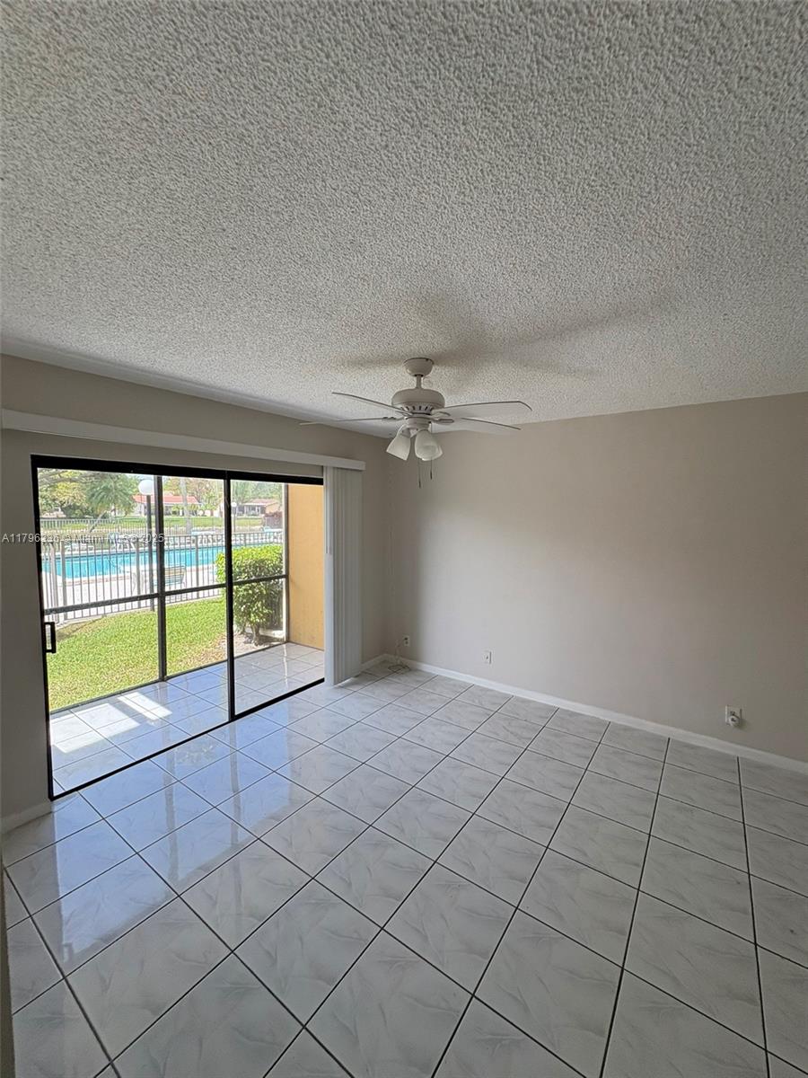 WATERS EDGE OF CORAL SPRI - Residential