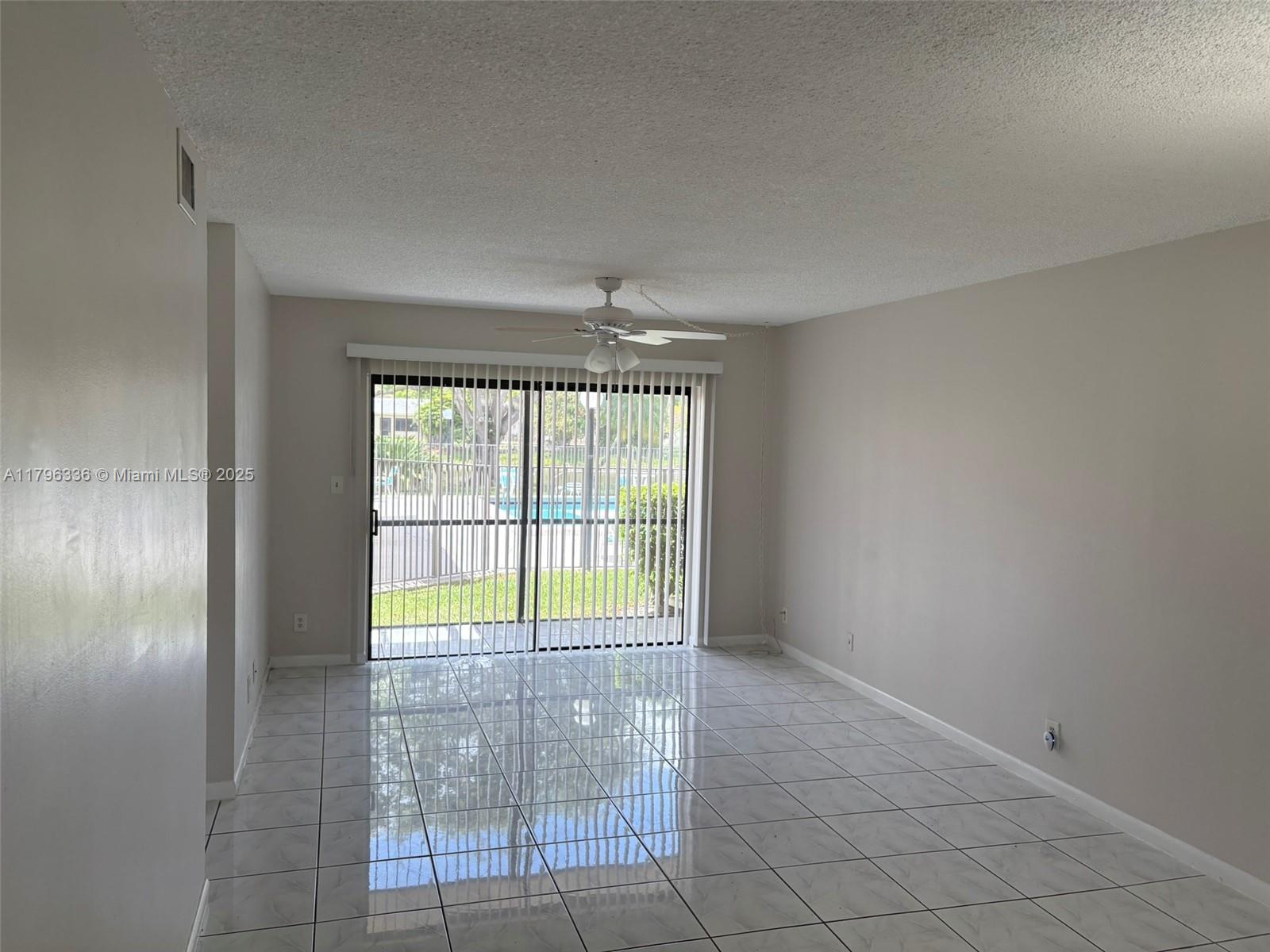 WATERS EDGE OF CORAL SPRI - Residential