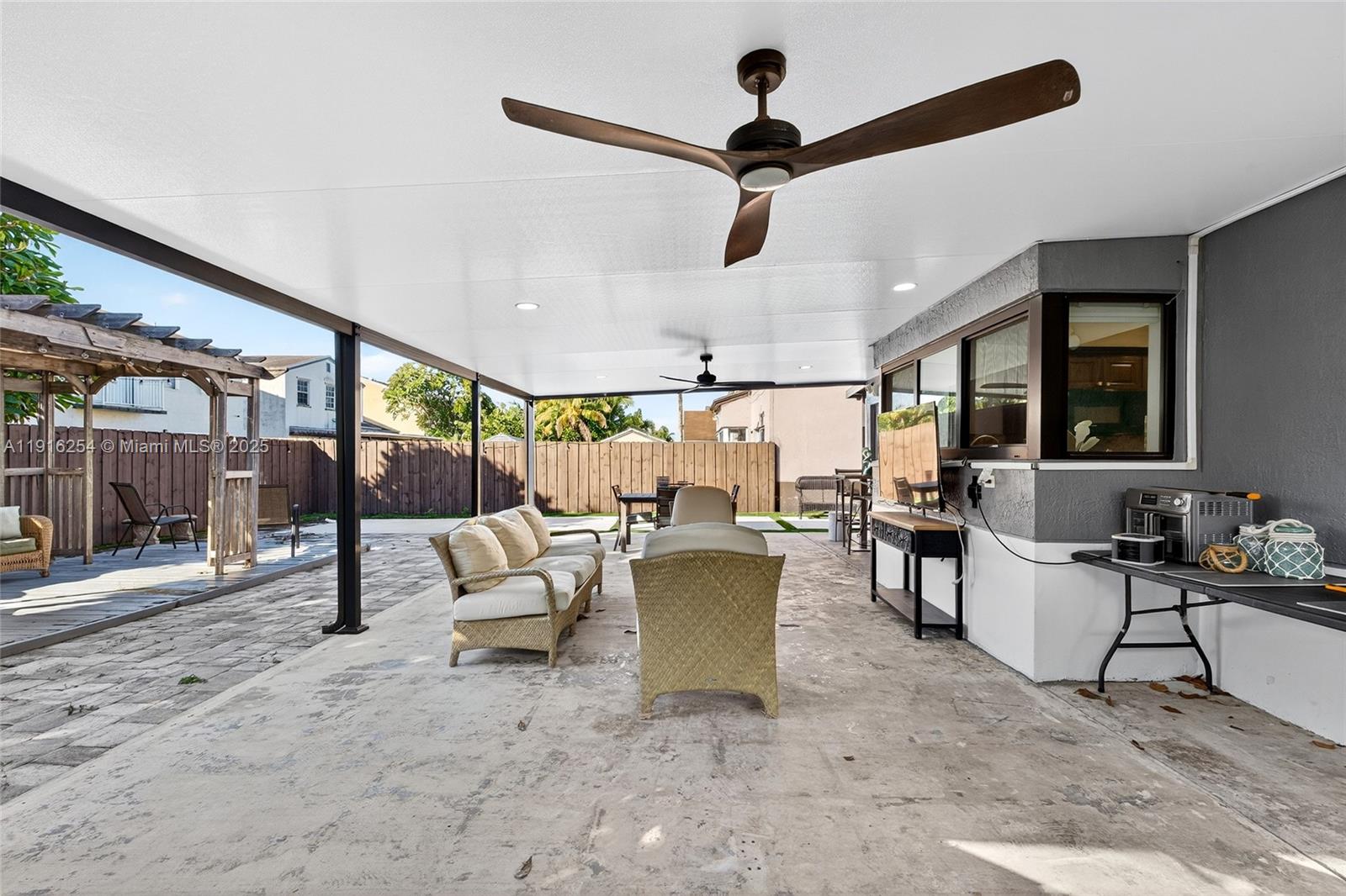 CUTLER LANDINGS 1ST ADDN - Residential