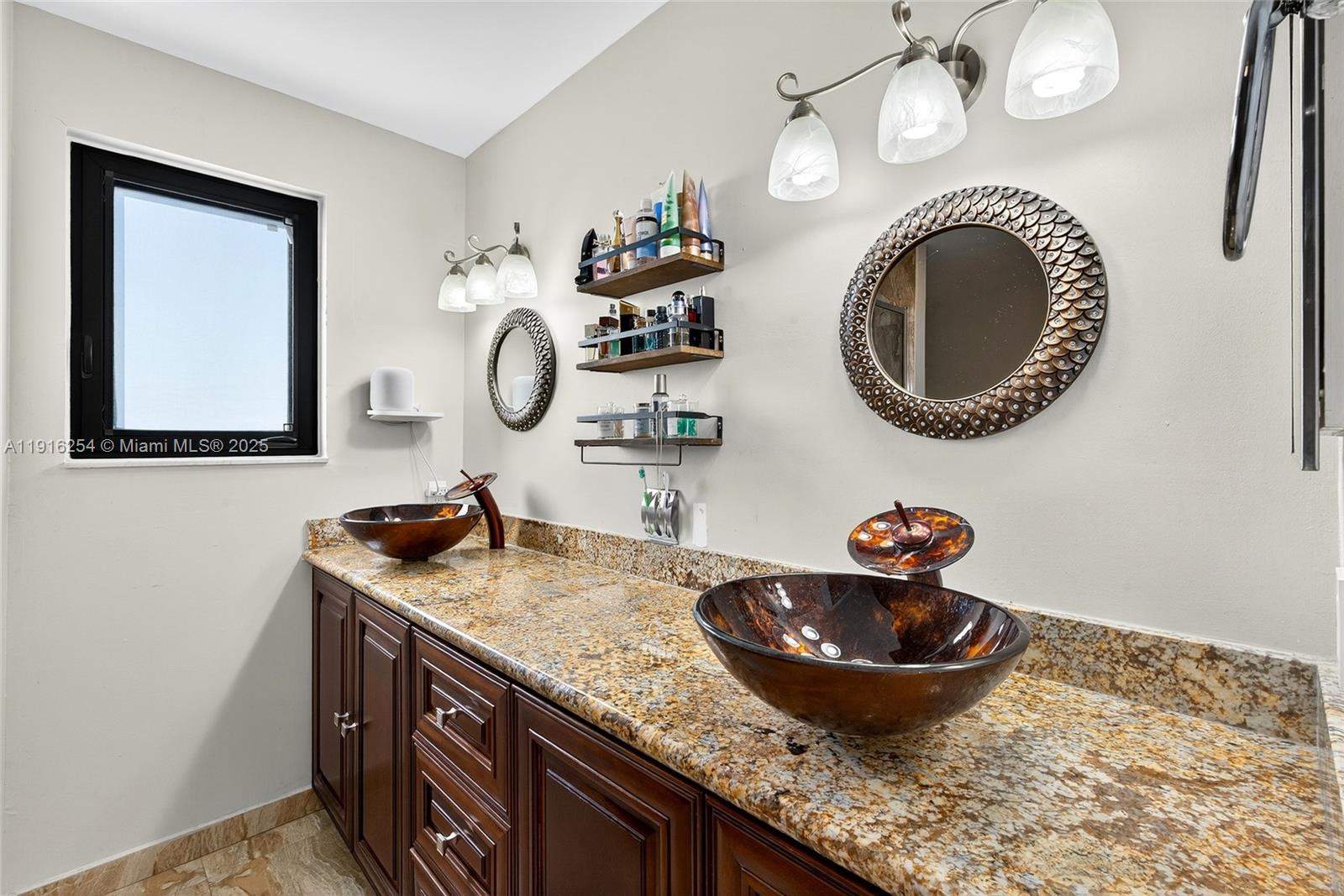 CUTLER LANDINGS 1ST ADDN - Residential