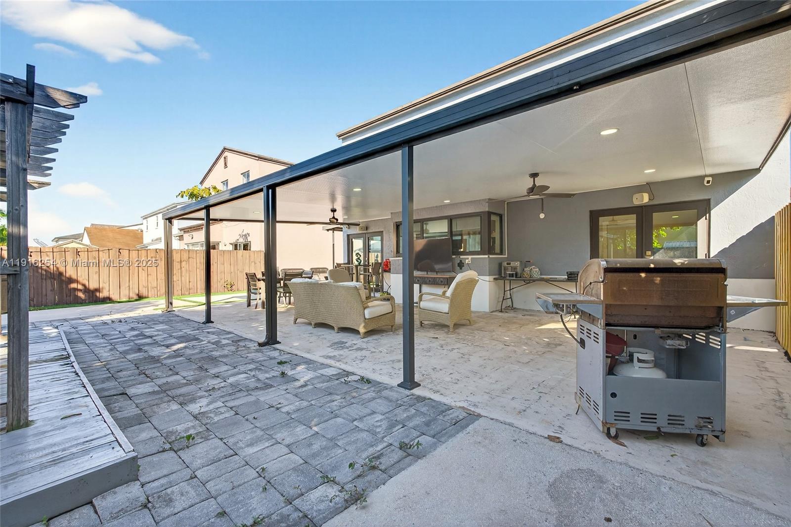 CUTLER LANDINGS 1ST ADDN - Residential