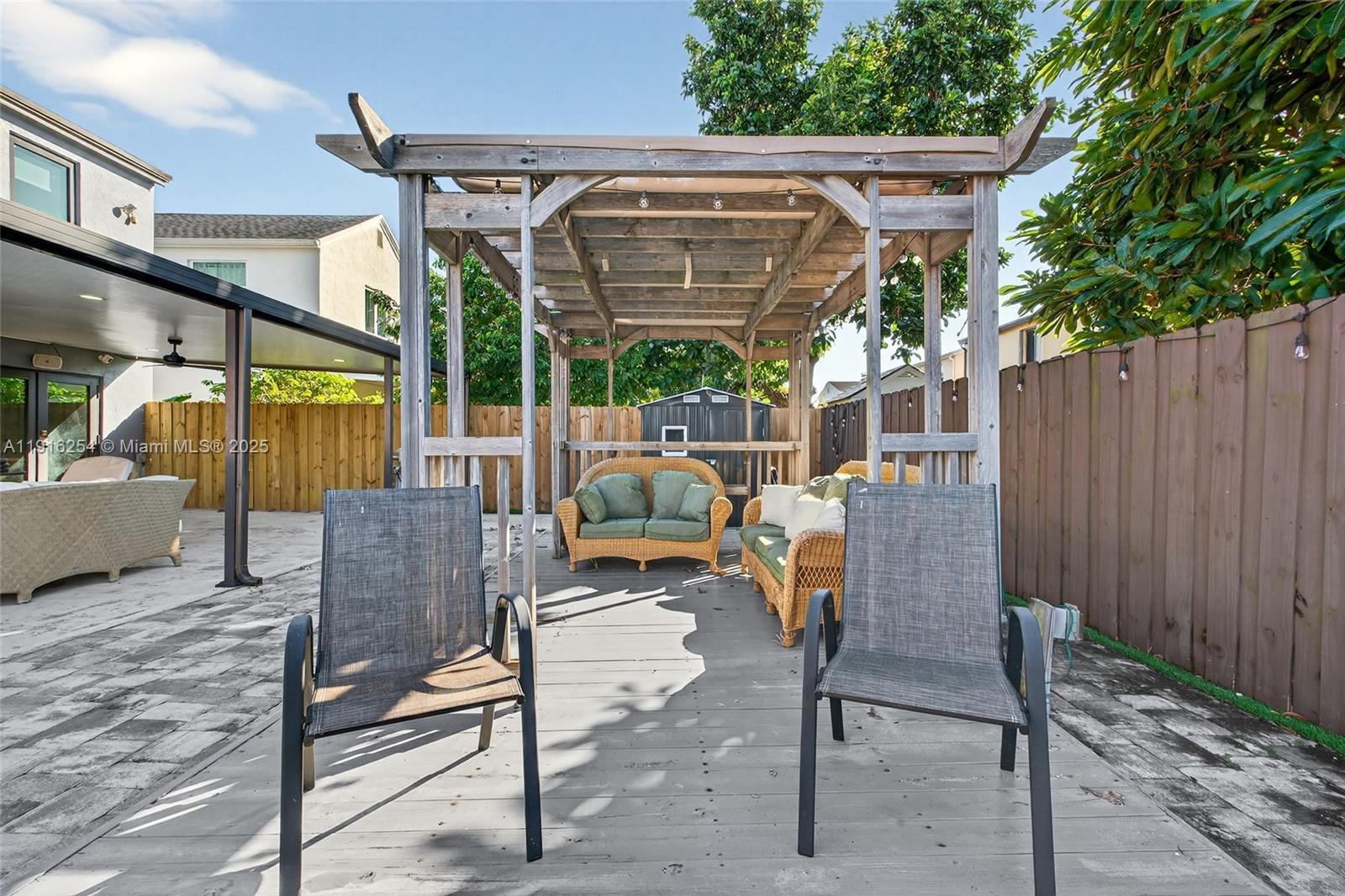 CUTLER LANDINGS 1ST ADDN - Residential