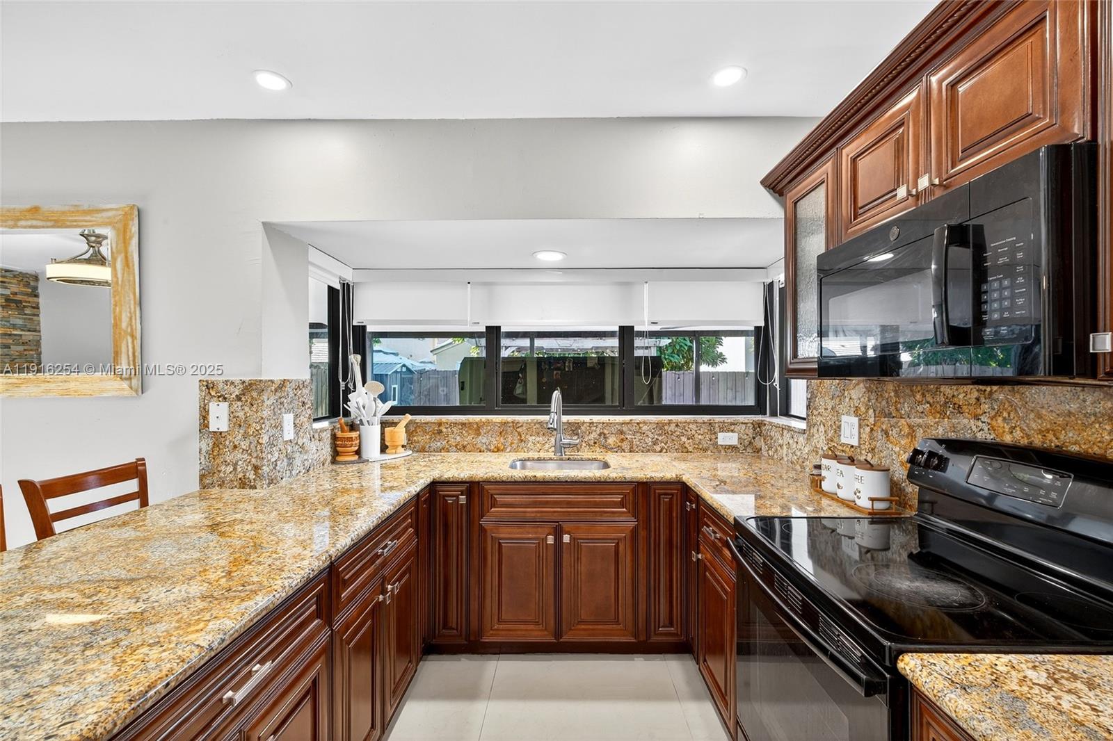 CUTLER LANDINGS 1ST ADDN - Residential