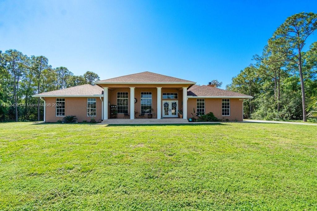 Photo of 13350 56th Pl N, Royal Palm Beach, FL 33411 (MLS # A11534321)