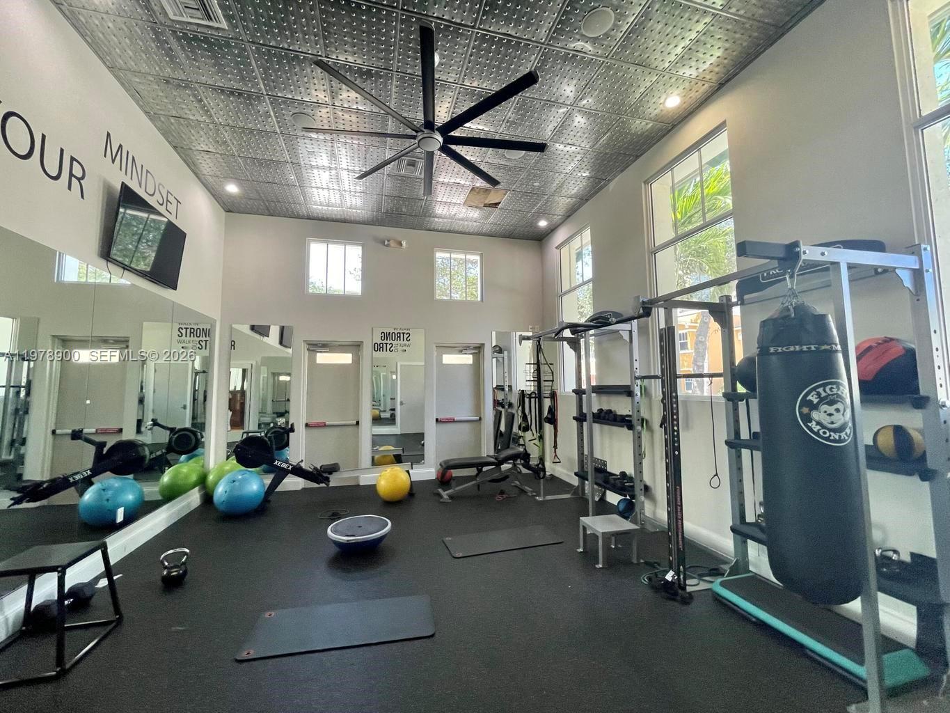 CITYSIDE CONDO - Residential