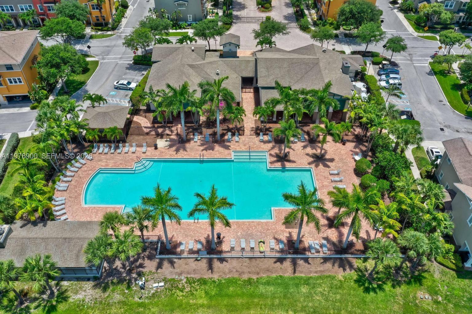 CITYSIDE CONDO - Residential