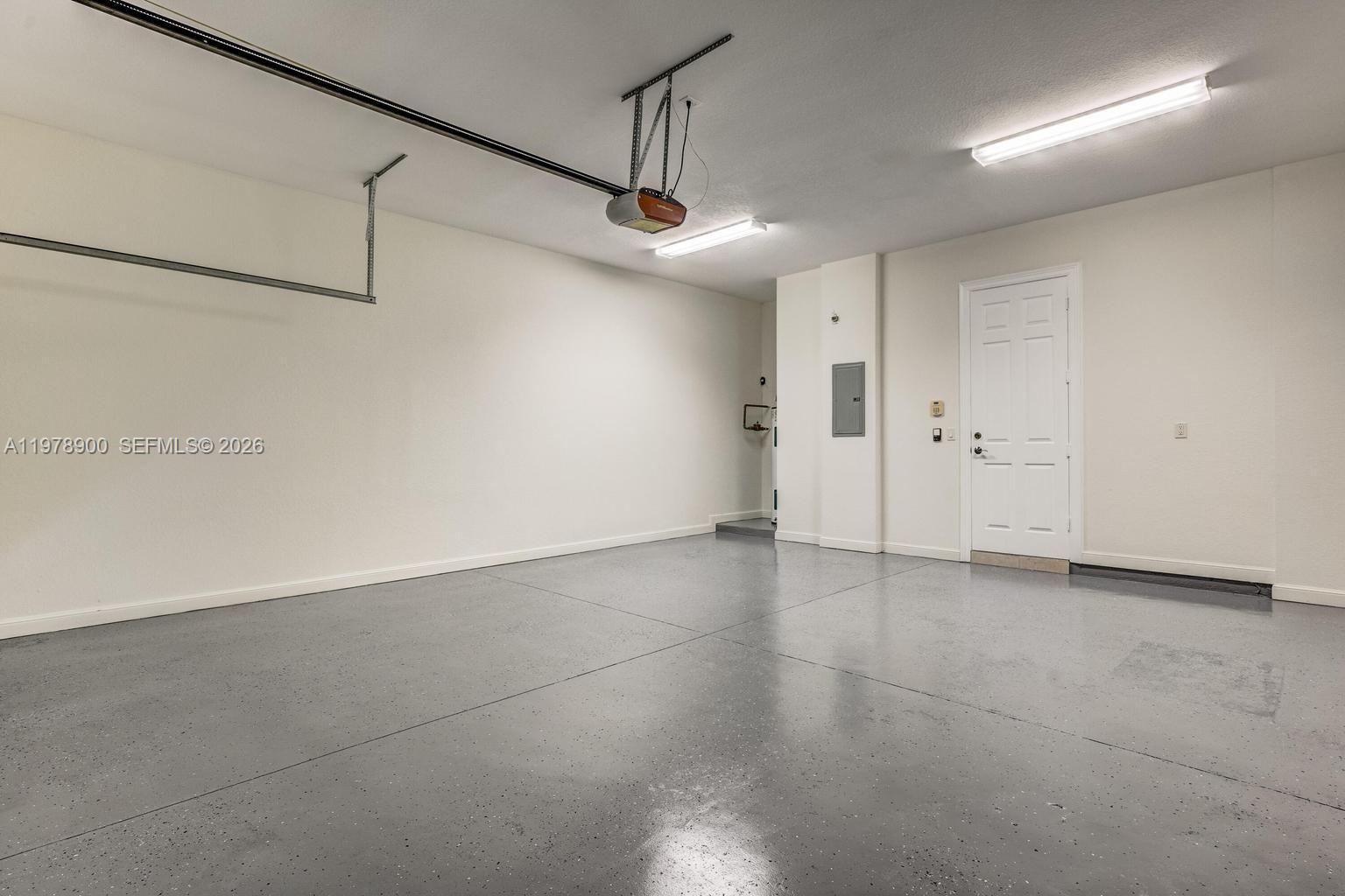 CITYSIDE CONDO - Residential