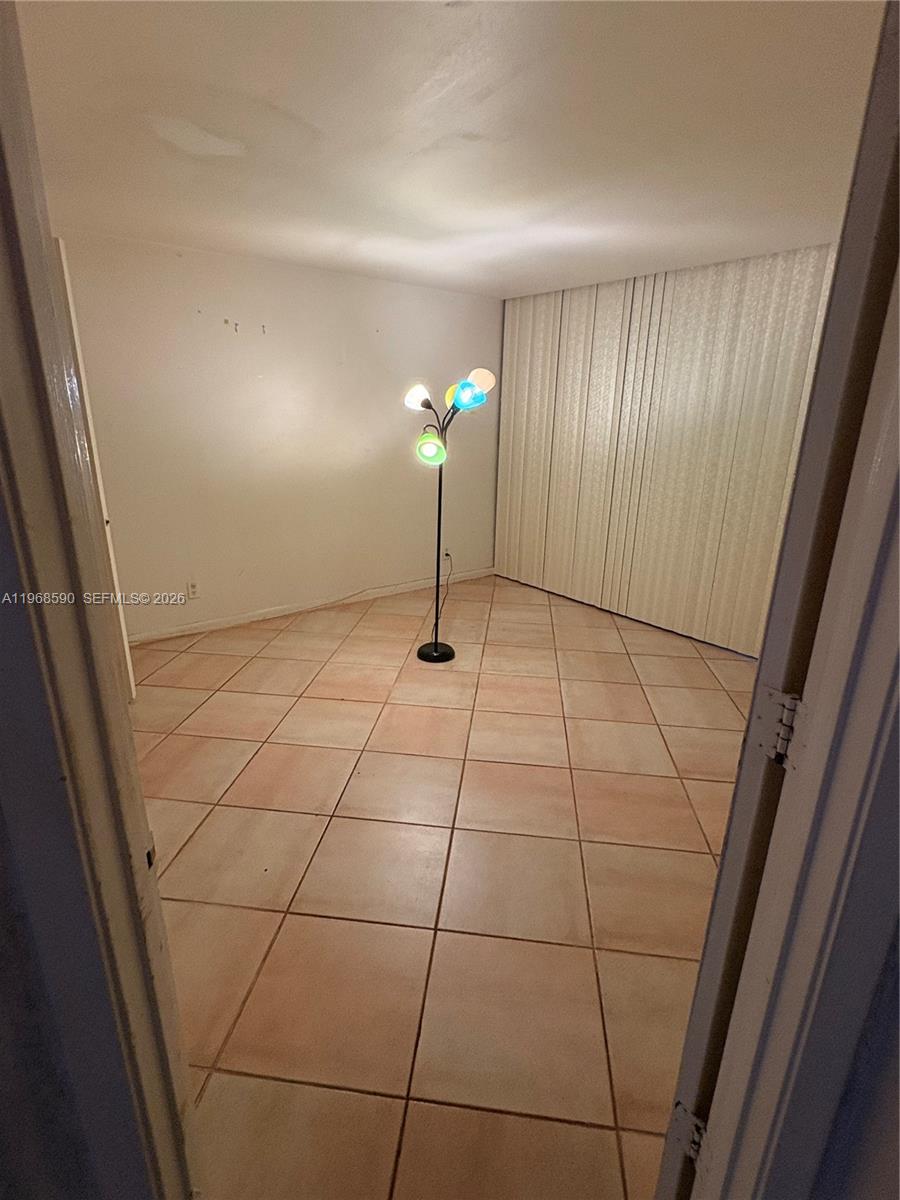 PALM-AIRE VILLAGE 4TH SEC - Residential