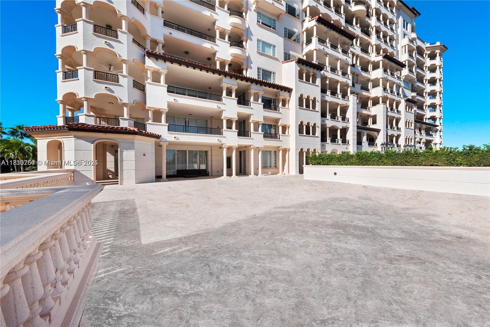 PALAZZO DEL MARE AT FISHE - Residential