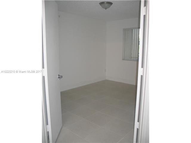 Pinehurts - Residential Lease