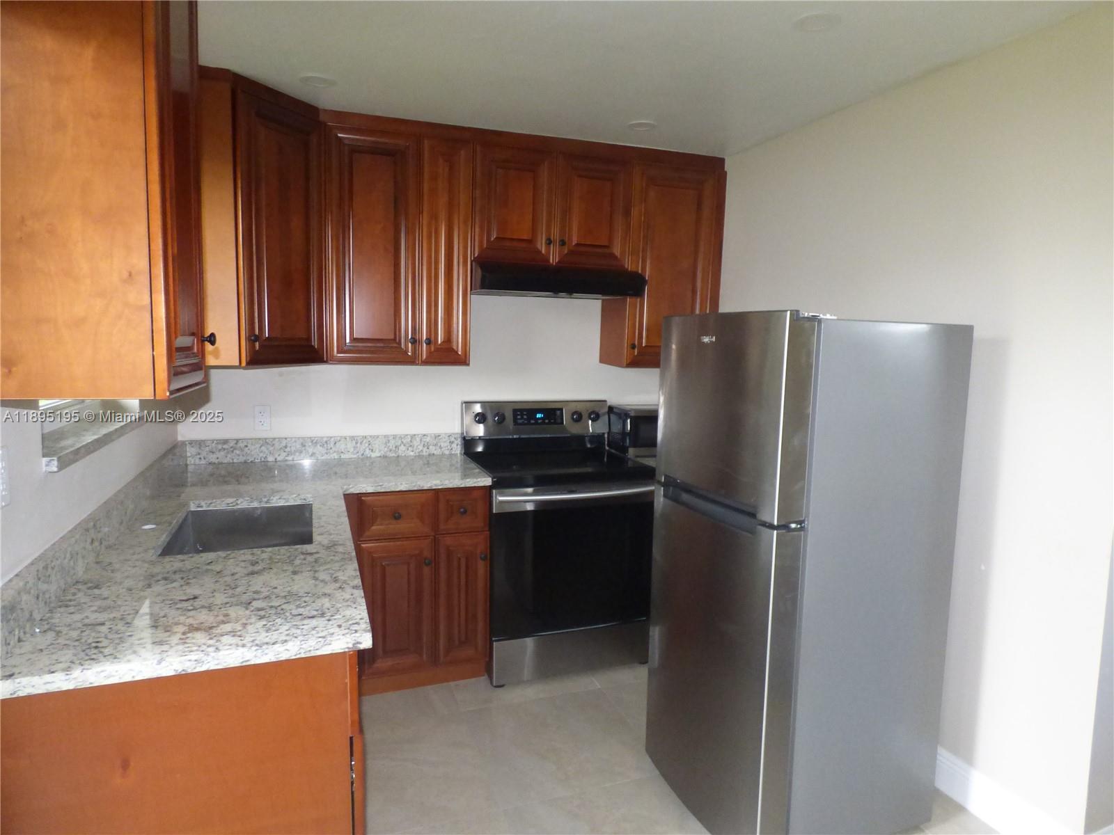 19121 NE Miami Ct 2