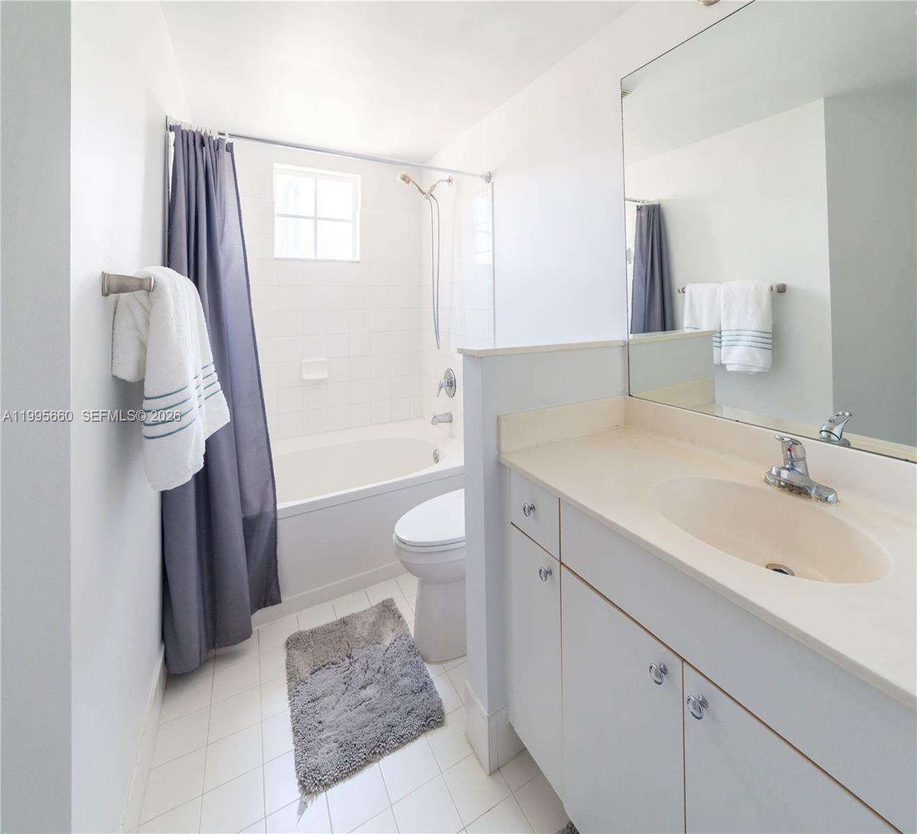 PORTO BELLAGIO CONDO - Residential Lease